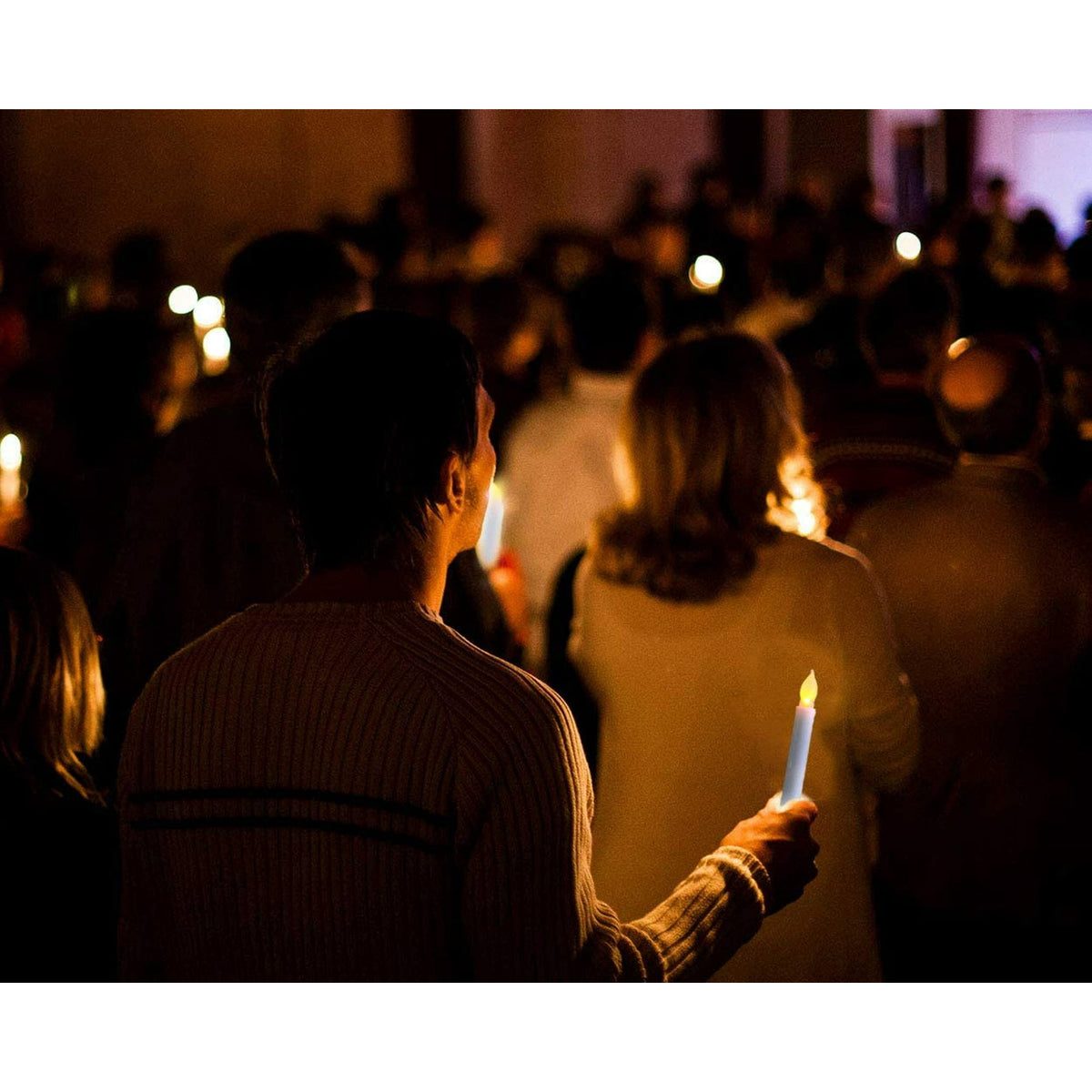 NEWEEN Set of 24 Flamelesss LED Taper Candles with Warm White Flickering Flame Light, Battery Operated Floating Candles, LED Taper Handheld Candlesticks for Church Party Halloween Decorations